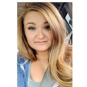 Meet your Posher, Mikayla